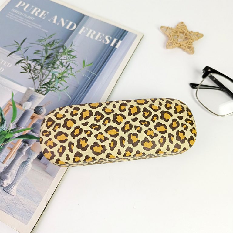 Leopard Print Eyeglasses Case Portable Eyeglasses Case for Students
